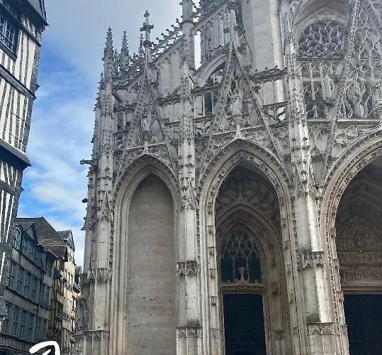 Apartment Le Rituel St Maclou, Hyper Centre Vue Sur Eglise *